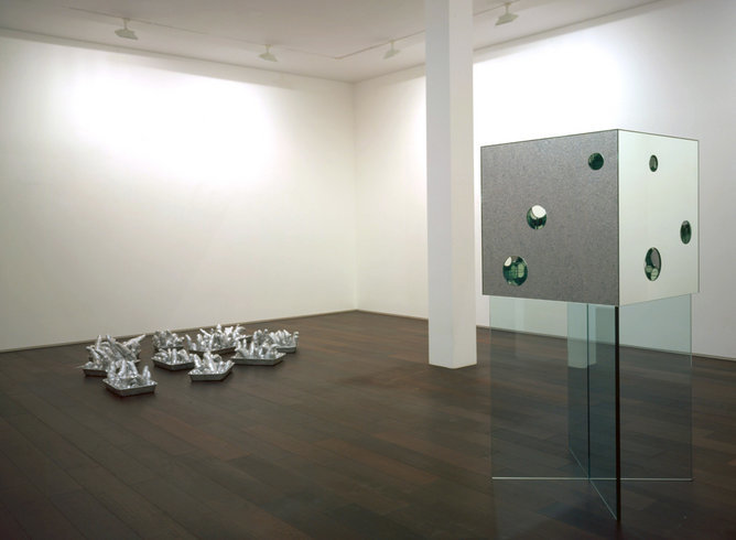 <p>Installation View, Yayoi Kusama, Gallery II, Victoria Miro, 16 Wharf Road London N1 7RW, 2007</p>