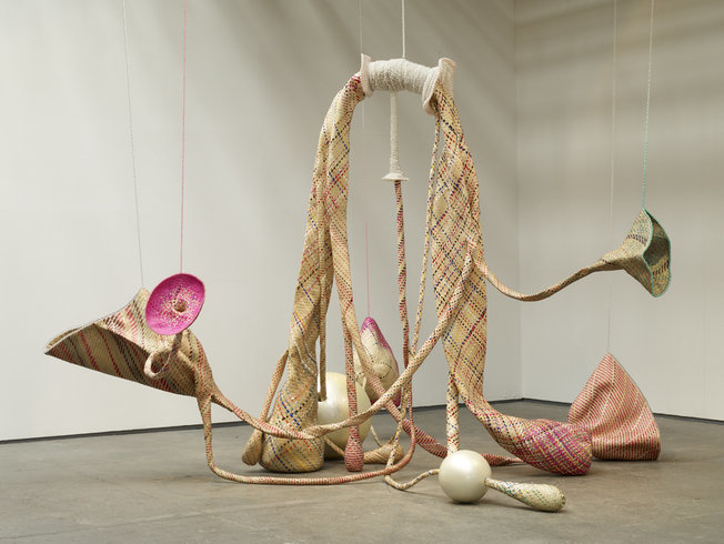 <p>Untitled, 2010<br /><em><span style="line-height: 1.5em;">Braided straw, ropes and bead, 440 x 400 x 350 cm 173.2 x 157.5 x 137.8 in</span></em></p>