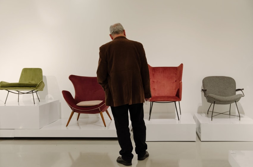 大切な人へのギフト探し Eisler Martin Hauner, Carlo and of modernization the 折り畳みイス
