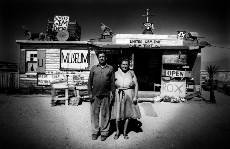 Call and Ruby Black in front of their museum, Mojave Desert, USA