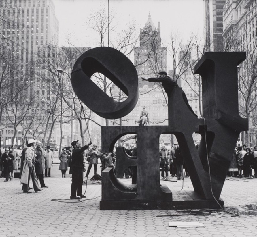 Installation of Indiana’s 12 foot LOVE (Cor-Ten steel) (1966-1970) at Fifth Avenue and 60th Street, New York, November 1971. Photo: Eliot Elisofon. Eliot Elisofon Papers and Photography Collection, 1930-1988, undated [bulk 1942-1973]. The University of Texas at Austin, Harry Ransom Center. Artwork: Morgan Art Foundation Ltd./Artists Rights Society (ARS), NY