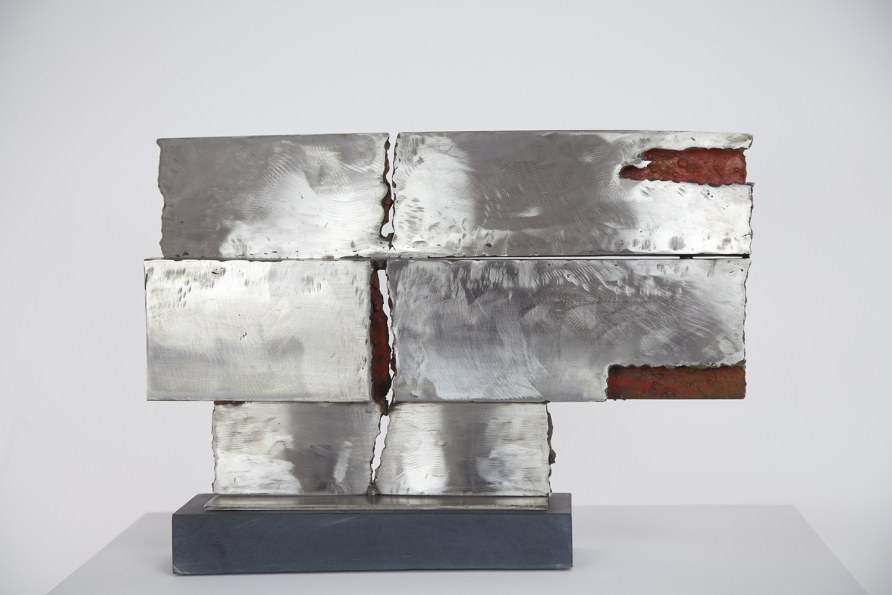<span class="artist"><strong>Berverly Pepper</strong></span>, <span class="title"><em>Calm Sea</em>, 1965</span>