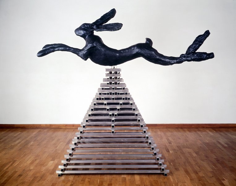 <strong>Barry Flanagan</strong>, <em>Large Leaping Hare</em>, 1982