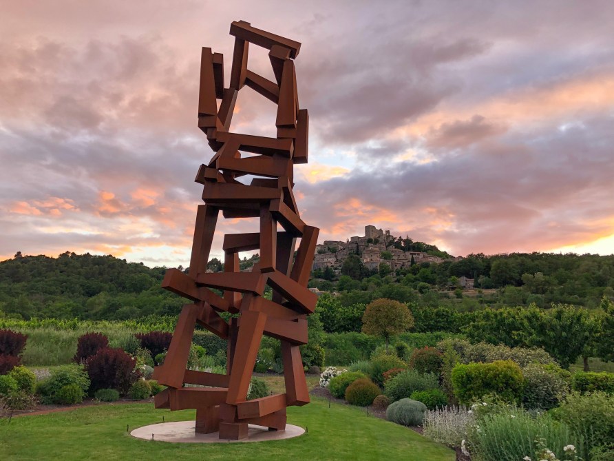 ‘Chaos Metagalaxia’, 2022 in the Luberon valley, France