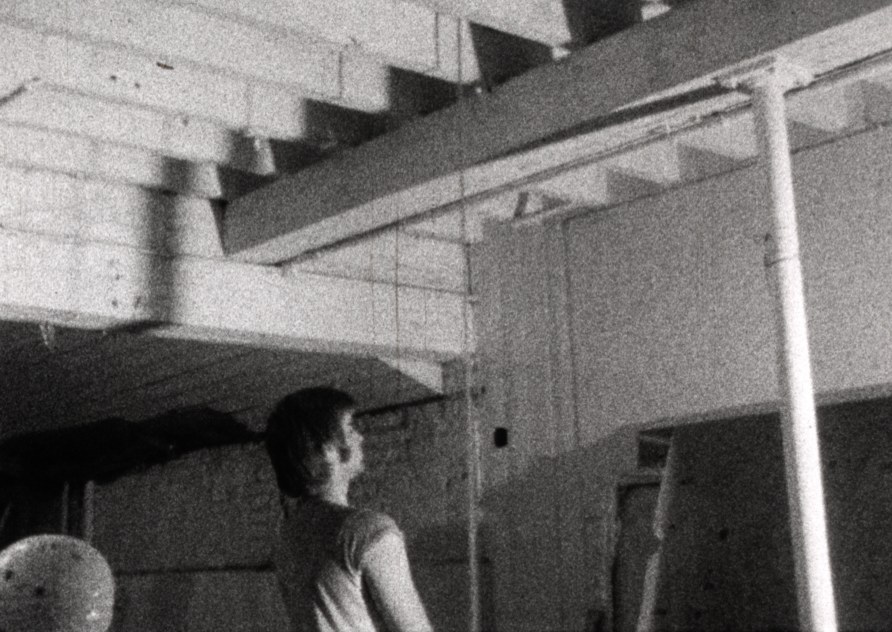Still from Barry Flanagan, the works, (1969), 16mm film, 15mins. 53 seconds.