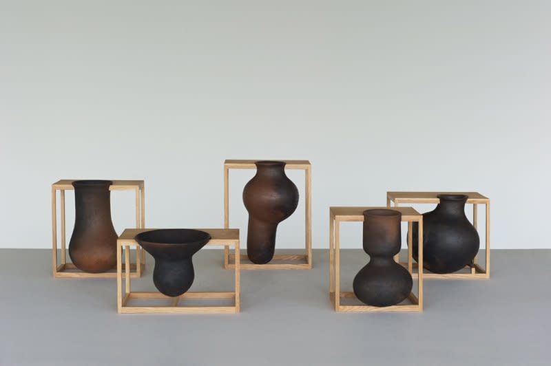 <p><strong>Liliana Ovalle</strong>, Sinkhole Vessels, 2013</p><p>Open-fired red clay, oak</p><p>Photograph by Kytzhia Barrera and Liliana Ovalle</p>