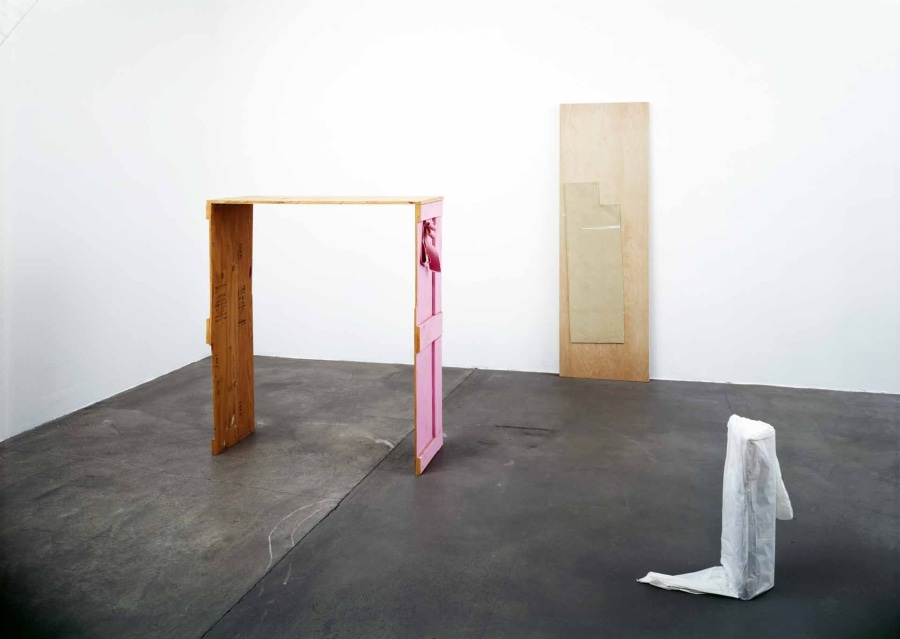 Exhibitions Esther Schipper