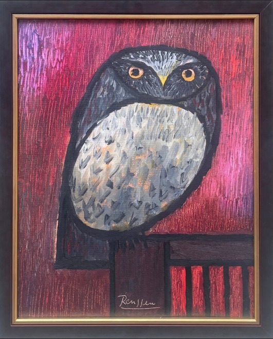 Size S | Little owl on a chair | edition of 10