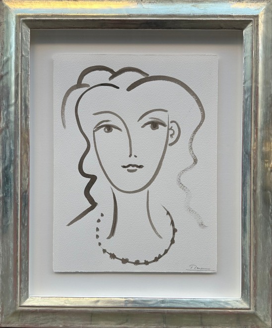 Size M | Girl with Necklace 
