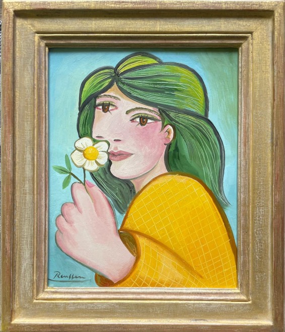 Size XXS | Woman holding a flower