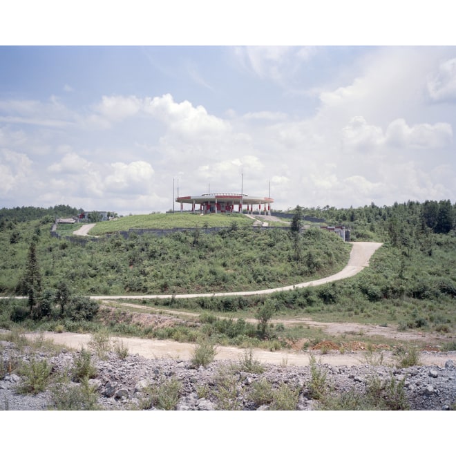 2023年7月，贵州铜仁，山上不知名建筑  July 2023, Tongren, Guizhou Province  An unknown building on the hill