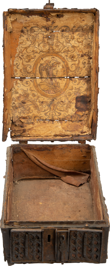 Coffret with Woodcut of “Erope” surrounded by Grotesques