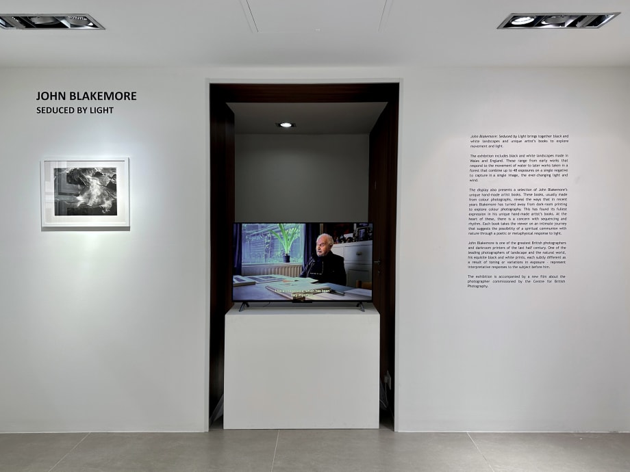 John Blakemore. Seduced by Light