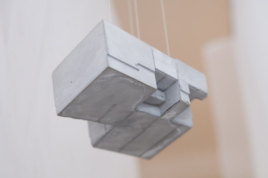 Constanze Sixt and Andrzej Gwizdala, Huellas