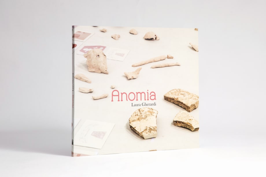 Anomia, Laura Gherardi