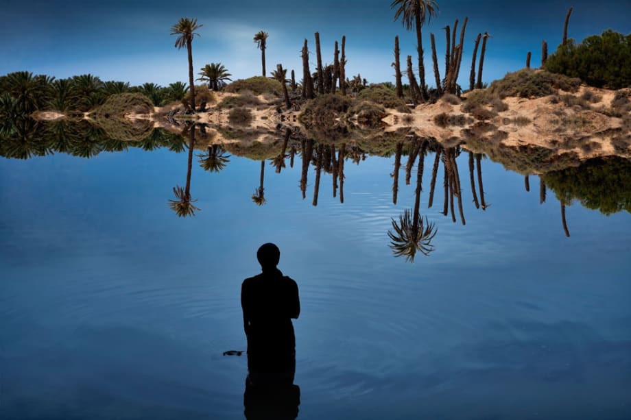 Sama Alshaibi, Fatnis al-Jazirah (Fantasy Island) from Silsila series, 2014, Diasec Print, 166 x 250 cm