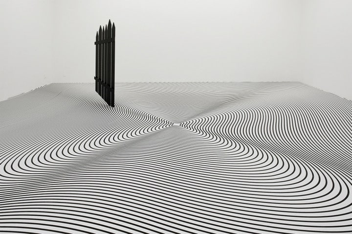 PHILIPPE DECRAUZAT One Two Three Four Five + Can I Crash Here, 2005 Ensemble de deux pièces indissociables : One Two Three Four Five, 2005 – Acrylique sur bois, 208 × 105 × 6 cm Can I Crash Here, 2005 – Peinture au sol en adhésif, dimensions variables Collection de l’Institut d’art contemporain — Villeurbanne/Rhône-Alpes