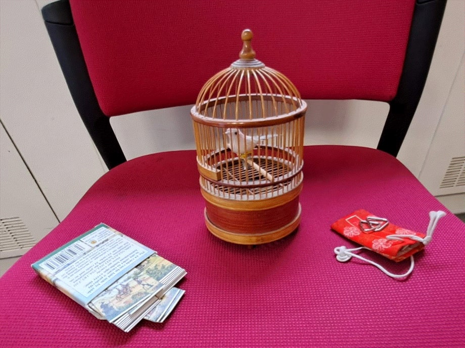 Setting up for a ‘drop-in’ session at the Trauma Unit of the Tavistock and Portman NHS Foundation Trust, 2024. These drop-ins became established by Professor Eenasul Fateh between 2022-4