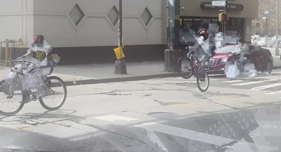 Contactless Deliveries 07: Alicia Novella Vasquez