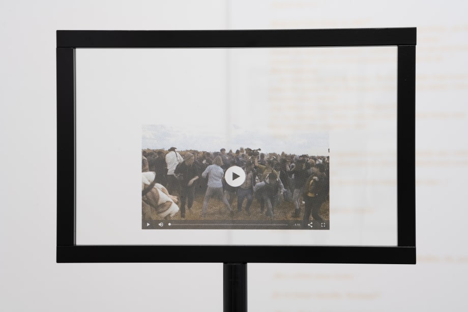 Jonas Höschl, 09 September 2015 (2021), screen print on glass, Photo: Peter Oliver Wolff.