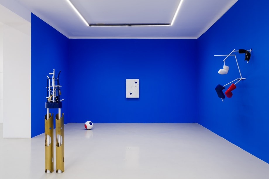 Installation view: George Henry Longly, Benthos, Galerie Kandlhofer, 2019. Photo: kunst-dokumentation.com