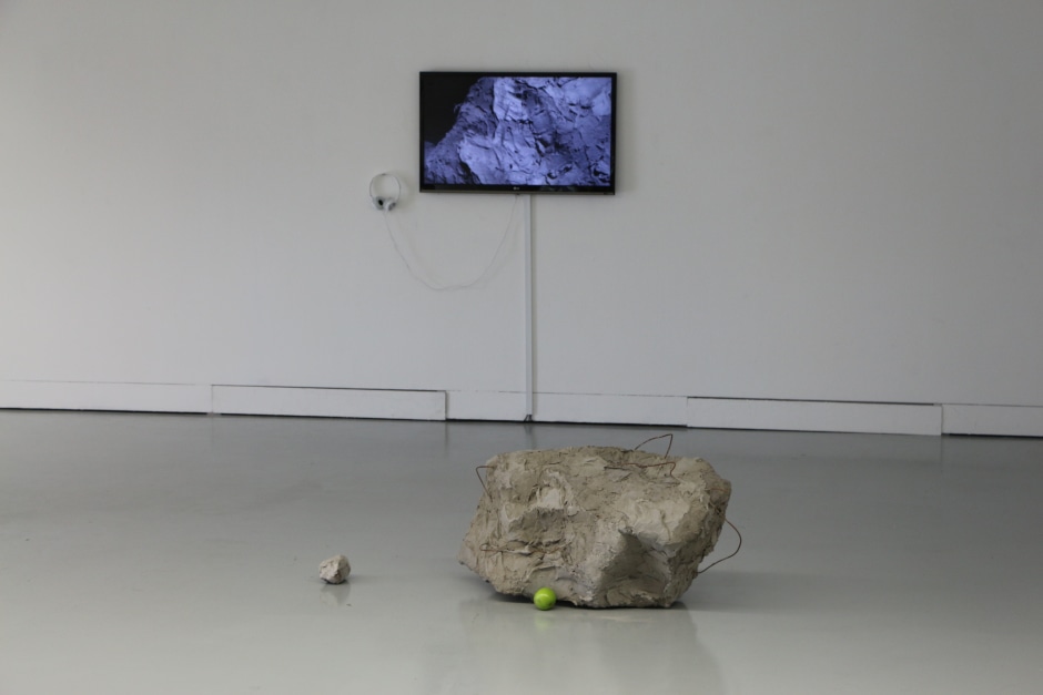 Installation view, Yu Ji and Zhao Chuan, Settling, Earl Lu Gallery, LASALLE College of the Arts, Singapore, 2013
