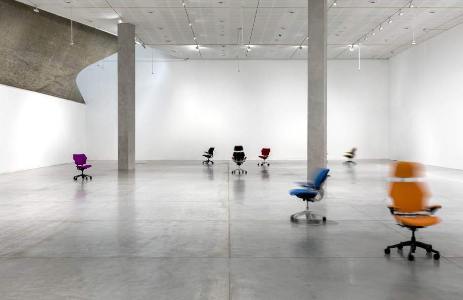 Installation view, Urs Fischer, PLAY, Tel Aviv Museum of Art, Tel Aviv, 18 July - 18 October 2022  © Urs Fischer. Courtesy the Artist and Tel Aviv Museum of Art, Tel Aviv.  Photo: Elad Sarig
