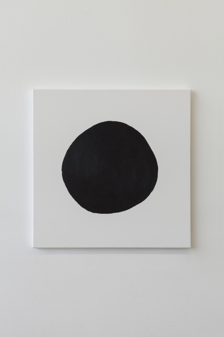 Installation view, 590 Dots, 365 Mission, Los Angeles, 20 Sept - 18 October 2014  © Jonathan Horowitz. Courtesy of the Artist.