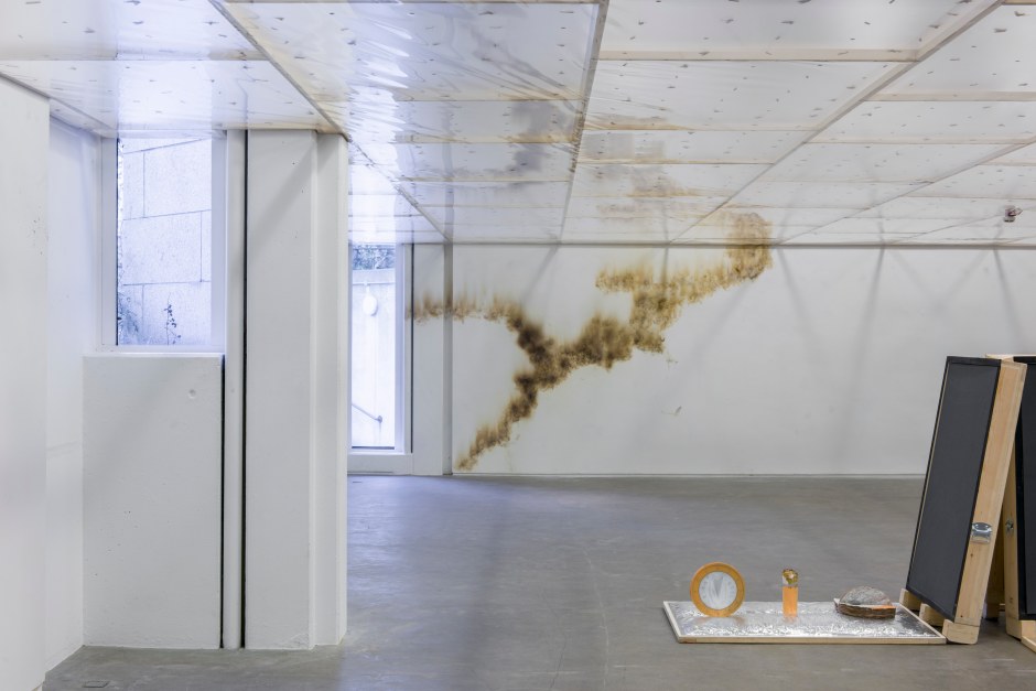 Installation view, Gabriel Kuri, spending static to save gas, The Douglas Hyde Gallery, 31 January - 12 September 2020  © Gabriel Kuri. Courtesy of the artist and the Douglas Hyde Gallery.  Photo: Louis Haugh