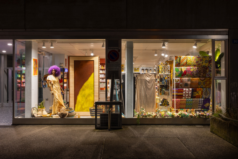 Installation view, Alvaro Barrington, COME HOME, Parcours, Art Basel, Tropical Zone, Clarastrasse 30, Basel, 10 - 16 June 2024  © Alvaro Barrington. Courtesy the Artist; Sadie Coles HQ, London; Thaddaeus Ropac gallery; and MASSIMODECARLO.  Photo: Robert Glowacki