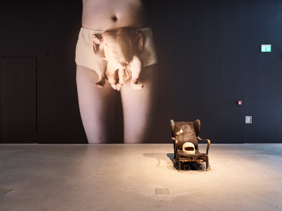 Installation view, Sarah Lucas, Sense of Human, Kunsthalle Mannheim, Mannheim, 07 June - 20 October 2024  © Sarah Lucas. Courtesy Sadie Coles HQ, London.