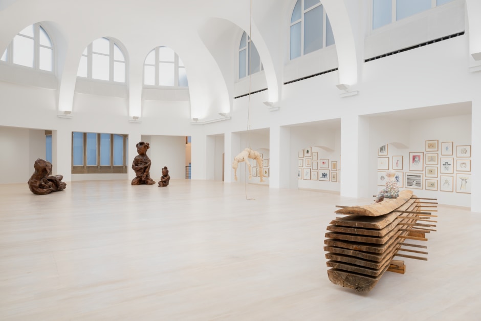 Installation view, Paloma Varga Weisz, Multiface, Kestner Gesellschaft, 07 December 2024 - 02 March 2025  © Paloma Varga Weisz. Courtesy the Artist and Kestner Gesellschaft, Hamburg.  Photo: Volker Crone