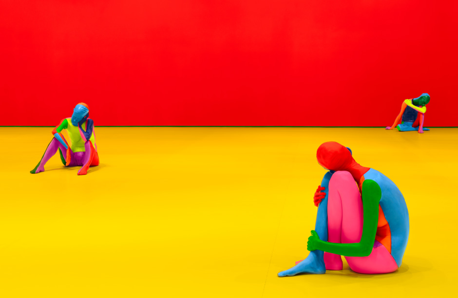 Installation view, Ugo Rondinone, the rainbow body, Aspen Art Museum, Aspen CO,12 December 2024 - 30 March 2025  © Ugo Rondinone. Courtesy of the Artist and Aspen Art Museum.  Photo: Daniel Pérez