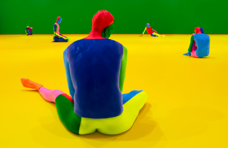 Installation view, Ugo Rondinone, the rainbow body, Aspen Art Museum, Aspen CO,12 December 2024 - 30 March 2025  © Ugo Rondinone. Courtesy of the Artist and Aspen Art Museum.  Photo: Daniel Pérez