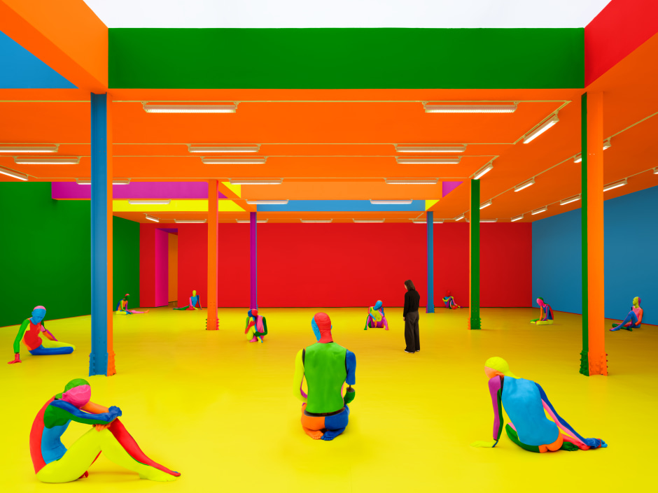 Installation view, Ugo Rondinone, the rainbow body, Sadie Coles HQ, Kingly Street, 22 May - 02 August 2025  © Ugo Rondinone. Courtesy the Artist and Sadie Coles HQ, London.  Photo: Katie Morrison