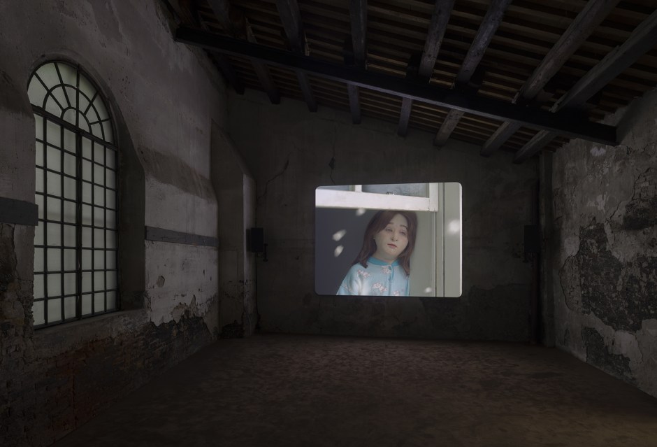 Installation view, The Parent’s Room, 59th International Art Exhibition – La Biennale di Venezia, The Milk of Dreams, Venice, Italy, 23 April - 27 November 2022  © Diego Marcon. Courtesy the artist and Sadie Coles HQ, London. Photo: Andrea Rossetti / La Biennale di Venezia