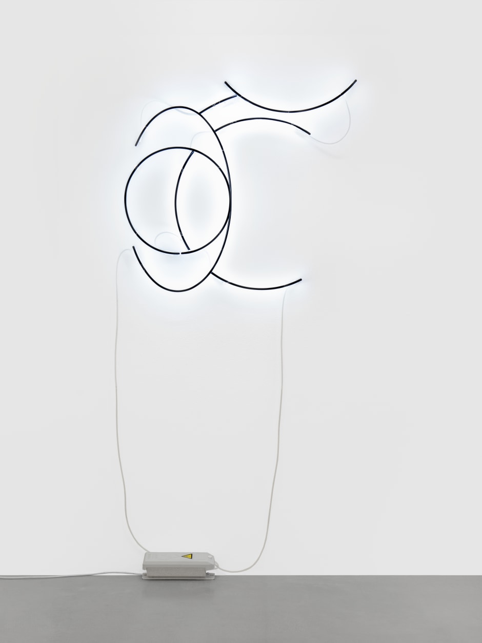 Cerith Wyn Evans  After image Neon (sketched on the back of an envelope containing an Electricity Bill), 2023  'Negative' neon  80 x 85 cm / 31 1/2 x 33 7/16 in.  © Cerith Wyn Evans. Courtesy the Artist and White Cube.  Photo: Katie Morrison