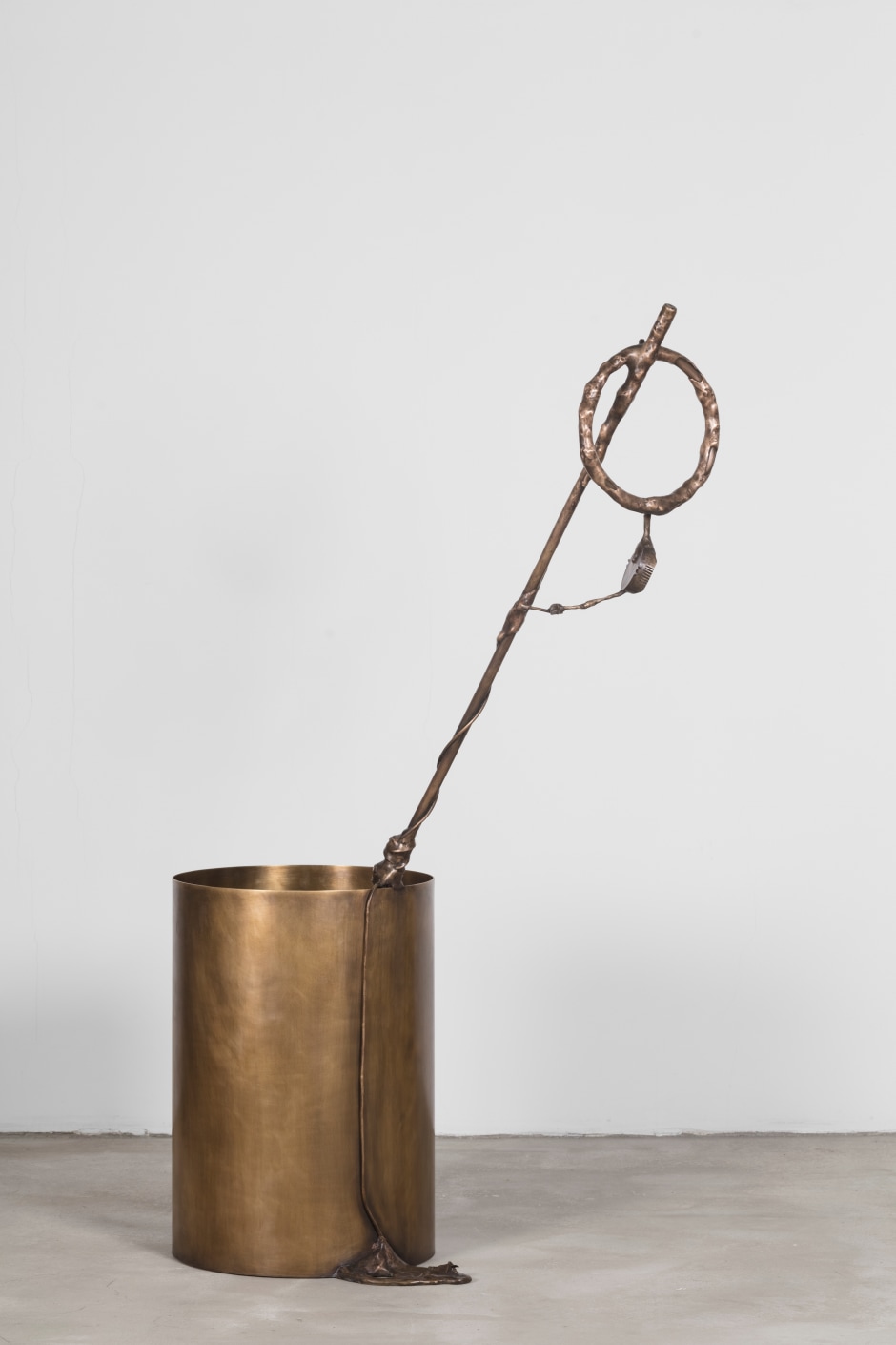 No.4 / Fossil No.4, 2021  Bronze  160 x 48 x 100cm