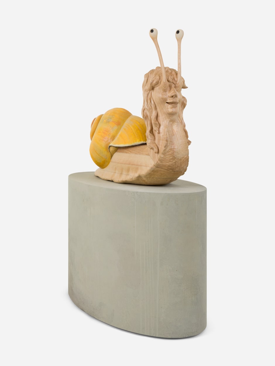 Kati Heck  Selbst als Schnecke, 2024  ash wood and oil paint  75 x 35 x 75 cm / 29 ½ x 13 ¾ x 29 ½ in  © Kati Heck. Courtesy of the Artist and Sadie Coles HQ, London.  Photo: Pieter Huybrechts