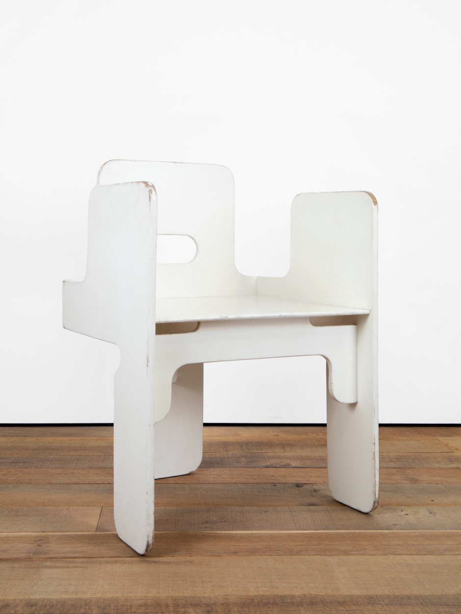 Max Clendinning  DC1 experimental chair, 1965  made by Clendinning Bros., Armagh for Liberty & Co., London, painted plywood  74.5 x 49.5 x 45 cm / 29 ⅜ x 19 ½ x 17 ¾ in  © Max Clendinning, courtesy Sadie Coles HQ, London  Photo: Katie Morrison