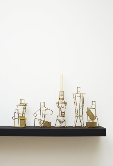 <p><strong>Fabien Cappello</strong>, Drawn Candlesticks, 2012</p><p>Lost-wax method cast brass</p><p>Max. 3o H cms</p><p>5-piece set, series of 8</p><p>Photography by Petr Krejci</p>