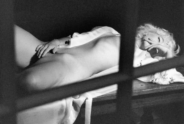 Alison Jackson, Marilyn wanking, 2000
