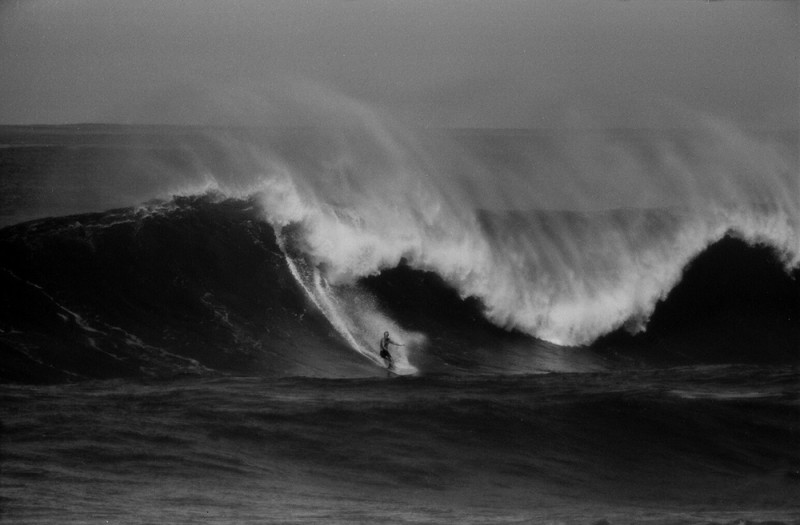 LeRoy Grannis, Bob Beadle, Sunset Beach, 1962