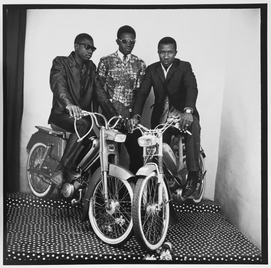 Malick Sidibé, Trois Amis en Motos, 1975 / 2010